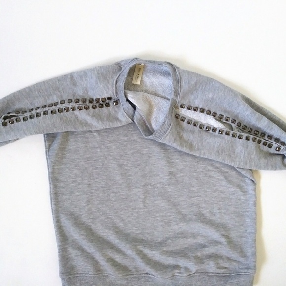 OLLIE CHLOE JOLIE Studded ColdShoulder Sweatshirt - Picture 2 of 8